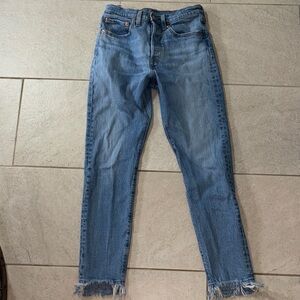 LEVI’s Women’s 501 Skinny